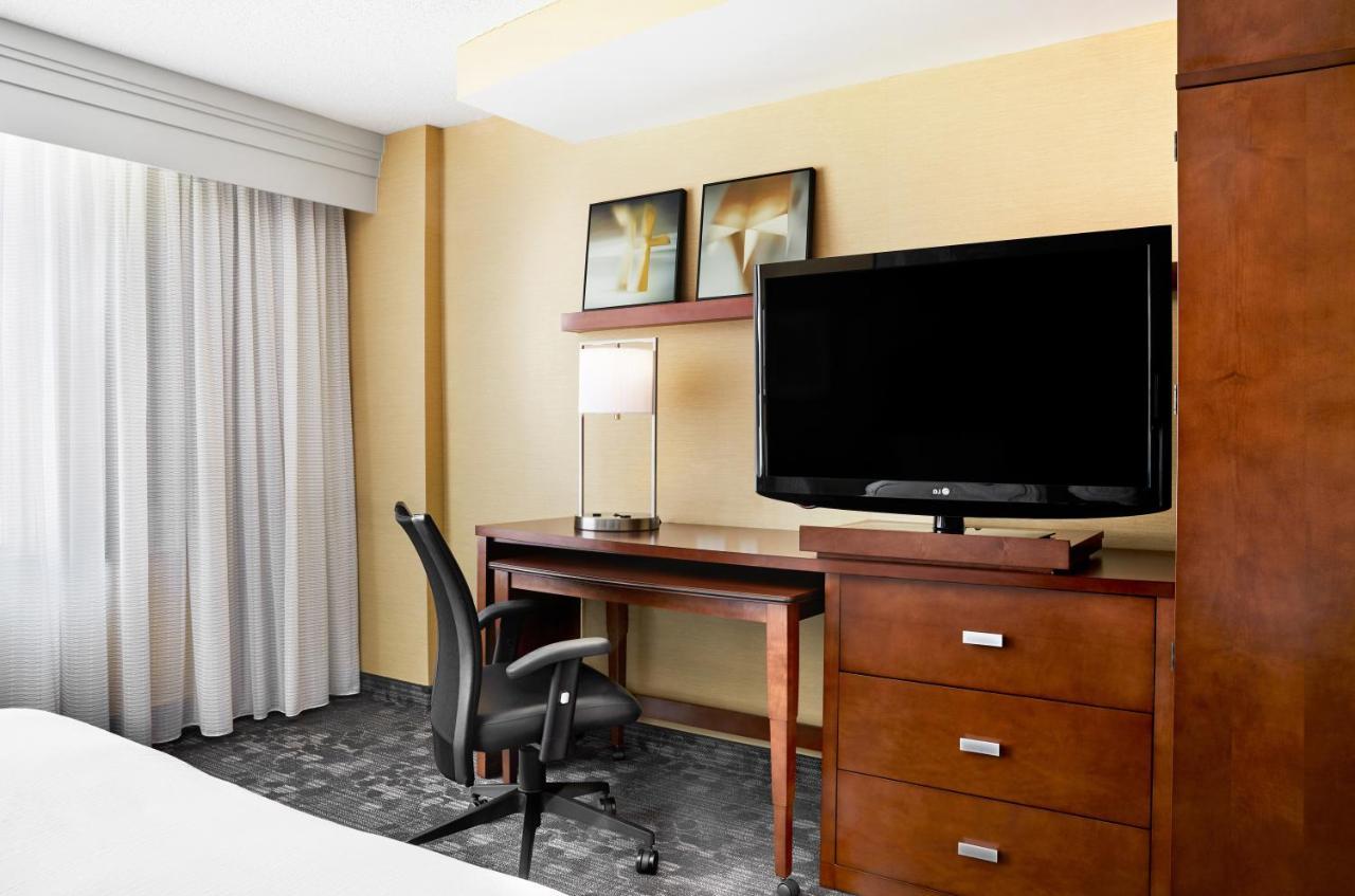 Hotel Courtyard By Marriott Norfolk Downtown Exteriér fotografie
