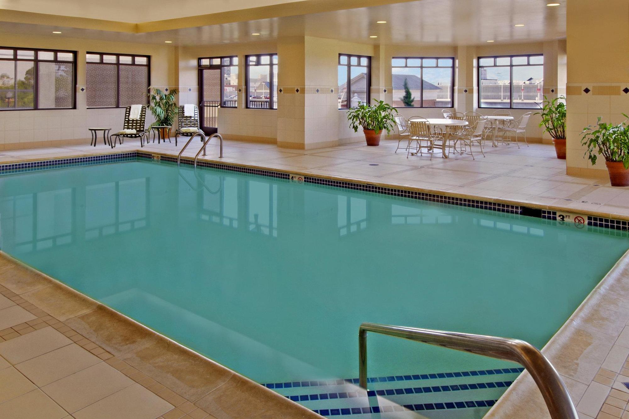 Hotel Courtyard By Marriott Norfolk Downtown Exteriér fotografie