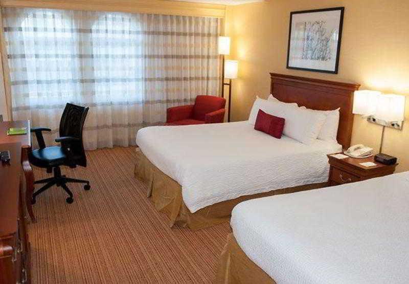 Hotel Courtyard By Marriott Norfolk Downtown Exteriér fotografie